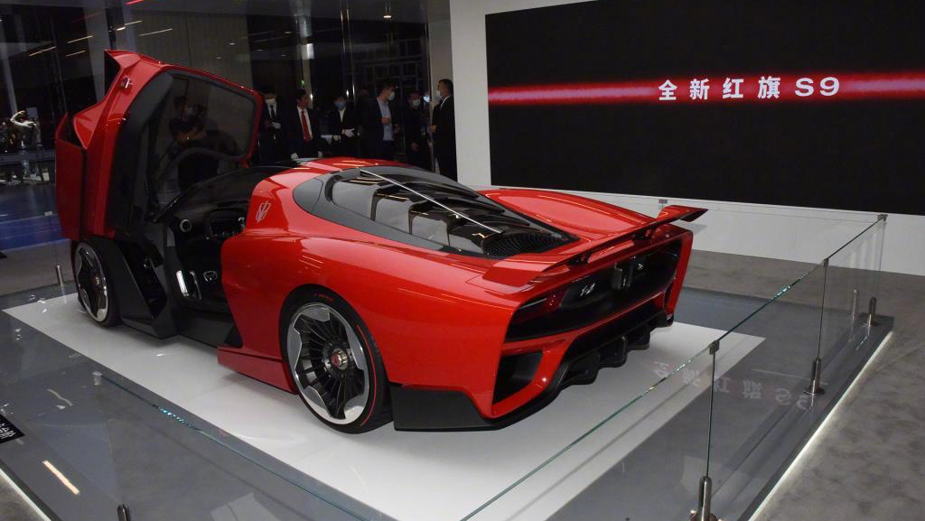 红旗s9概念版约1022万元,搭载v8发动机,1.9秒破百