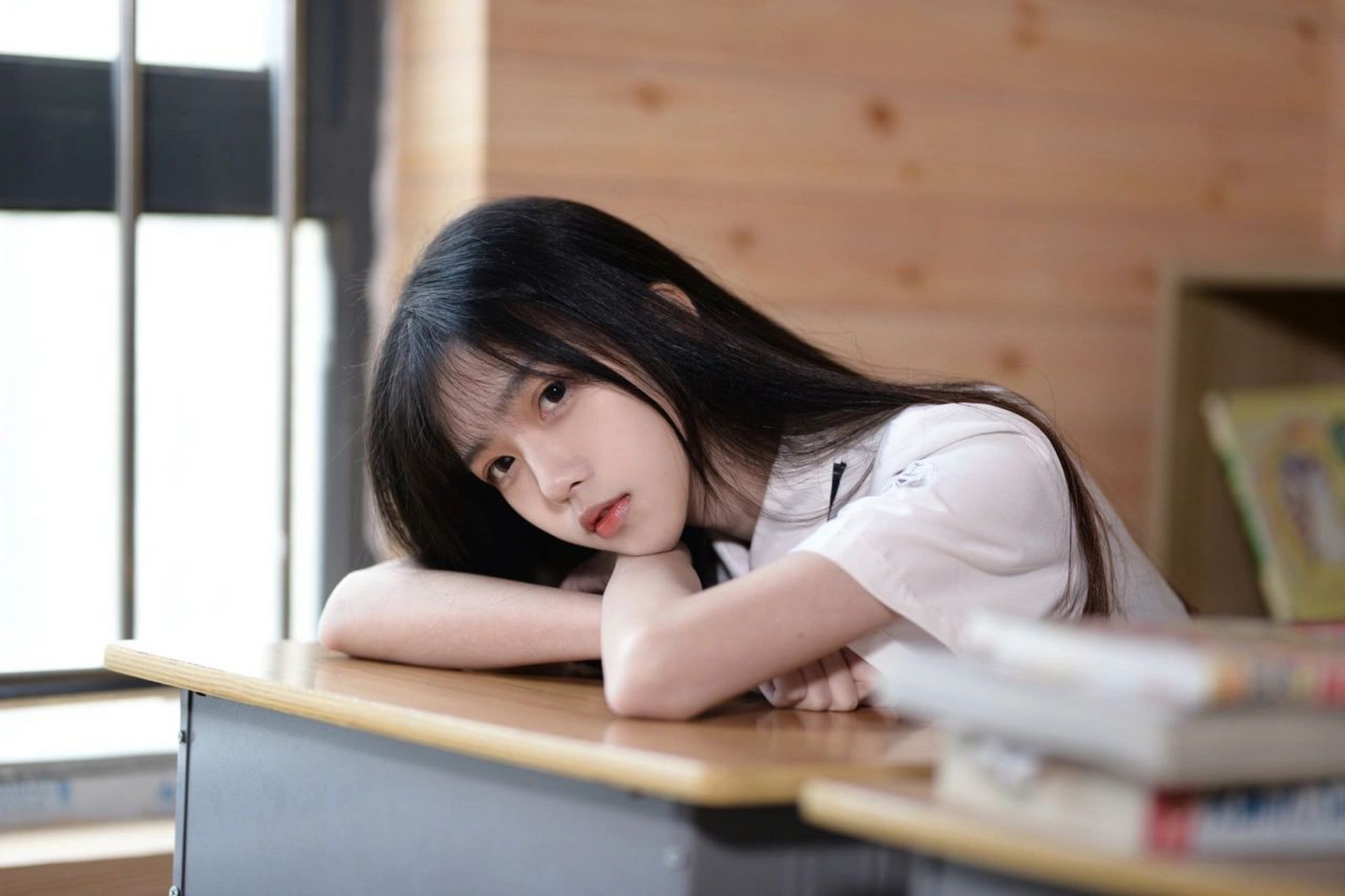 今天是一个纯情女高中生