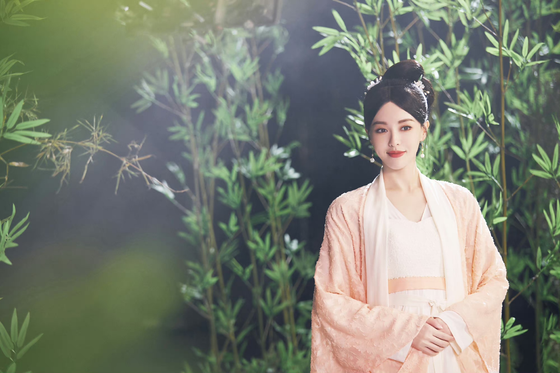 唐嫣最新古装造型太美了!