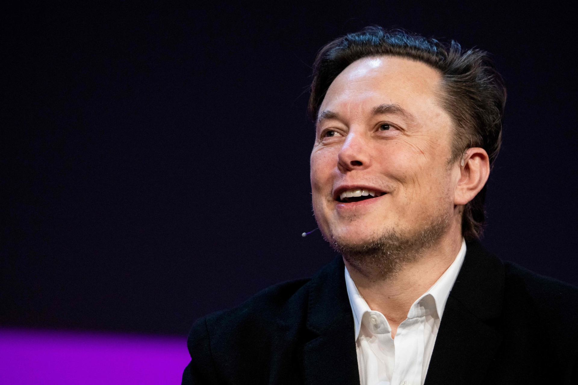 问#埃隆马斯克# : elon,你如何平衡你在多家公司的时间和注意力?