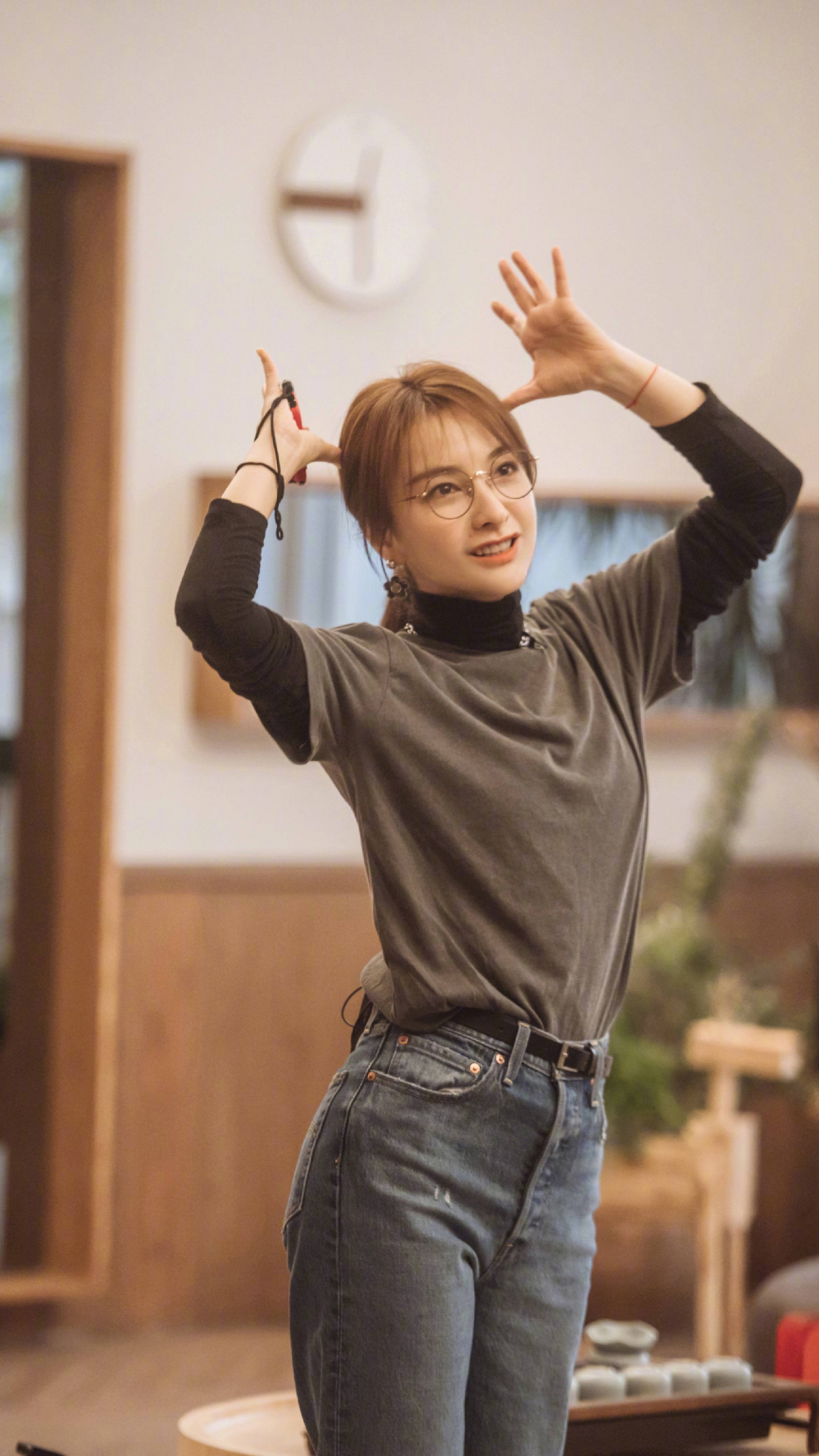 乘风破浪的姐姐主持人吴昕,在快乐大本营多年依靠的是严格的自律