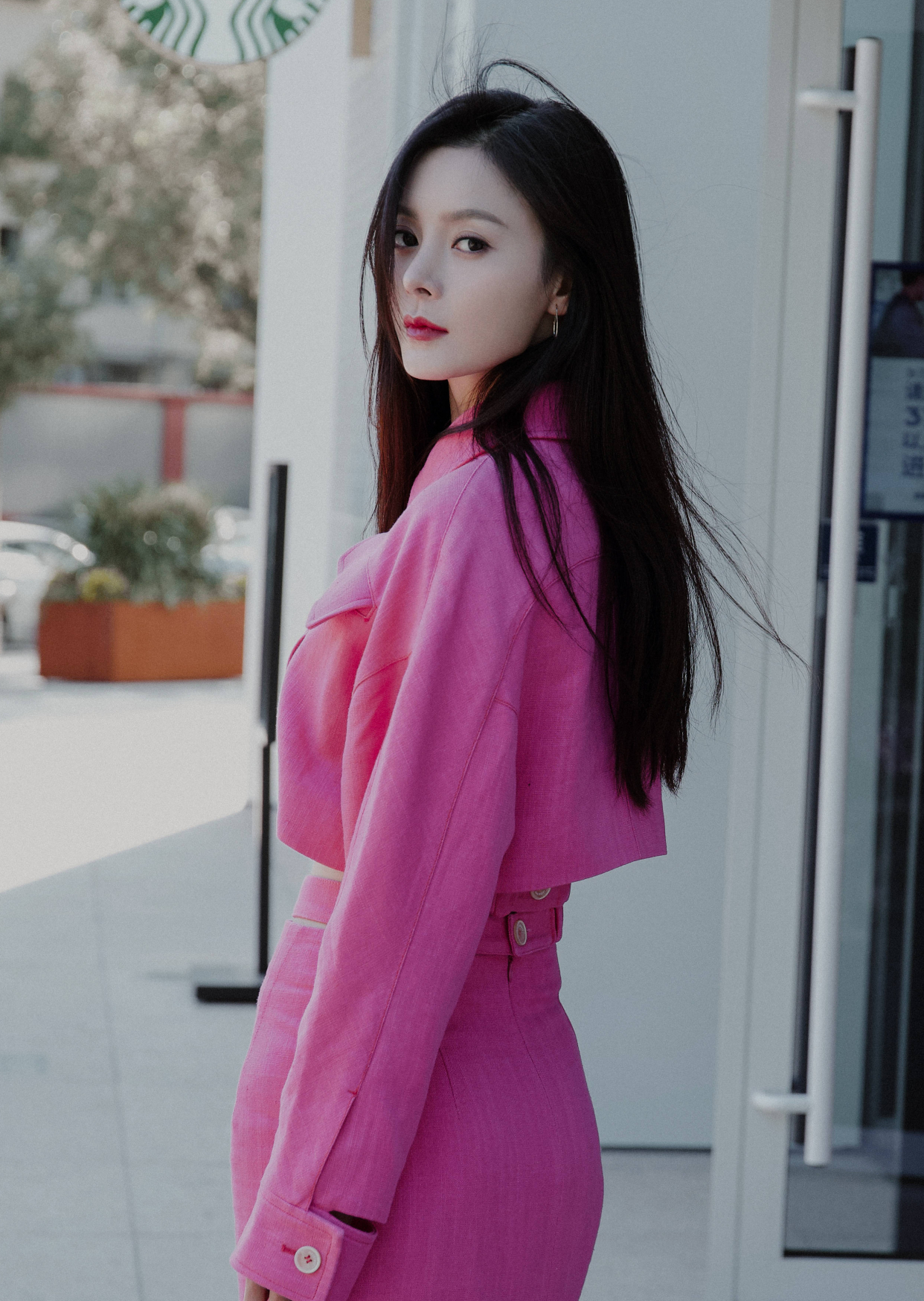 王瑞子:青春靓丽,美丽动人