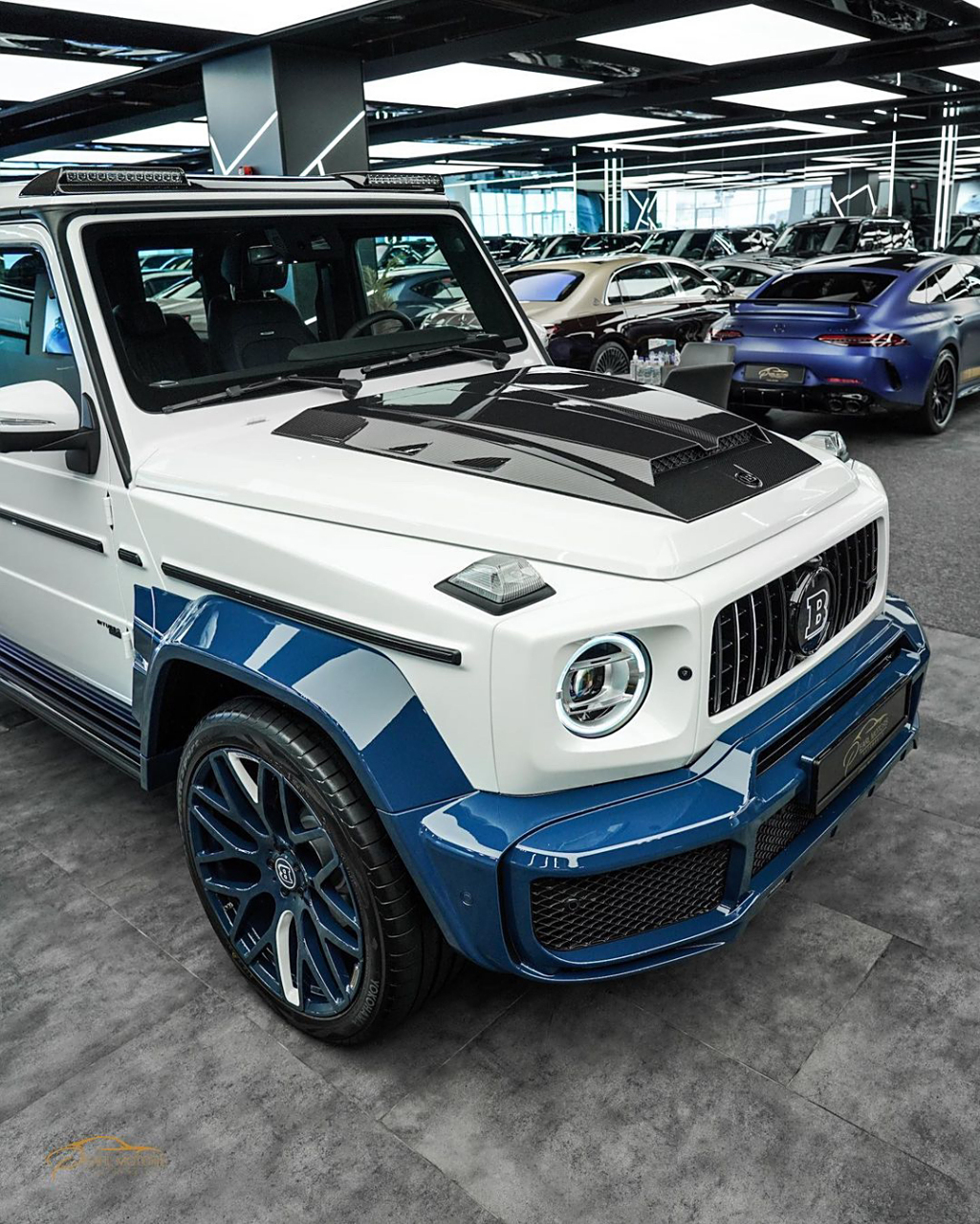 除了子承父业,还有什么工作可以在三年内开上这辆奔驰巴博斯g700?