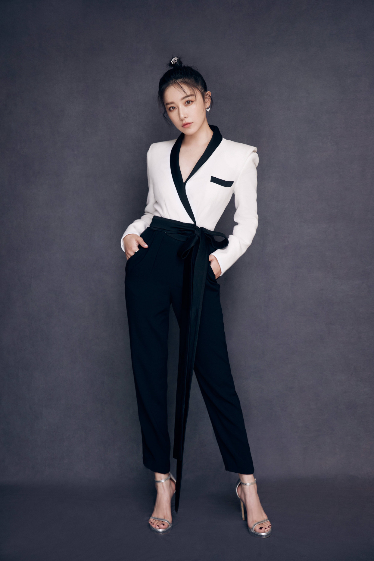 阚清子高清美腿壁纸