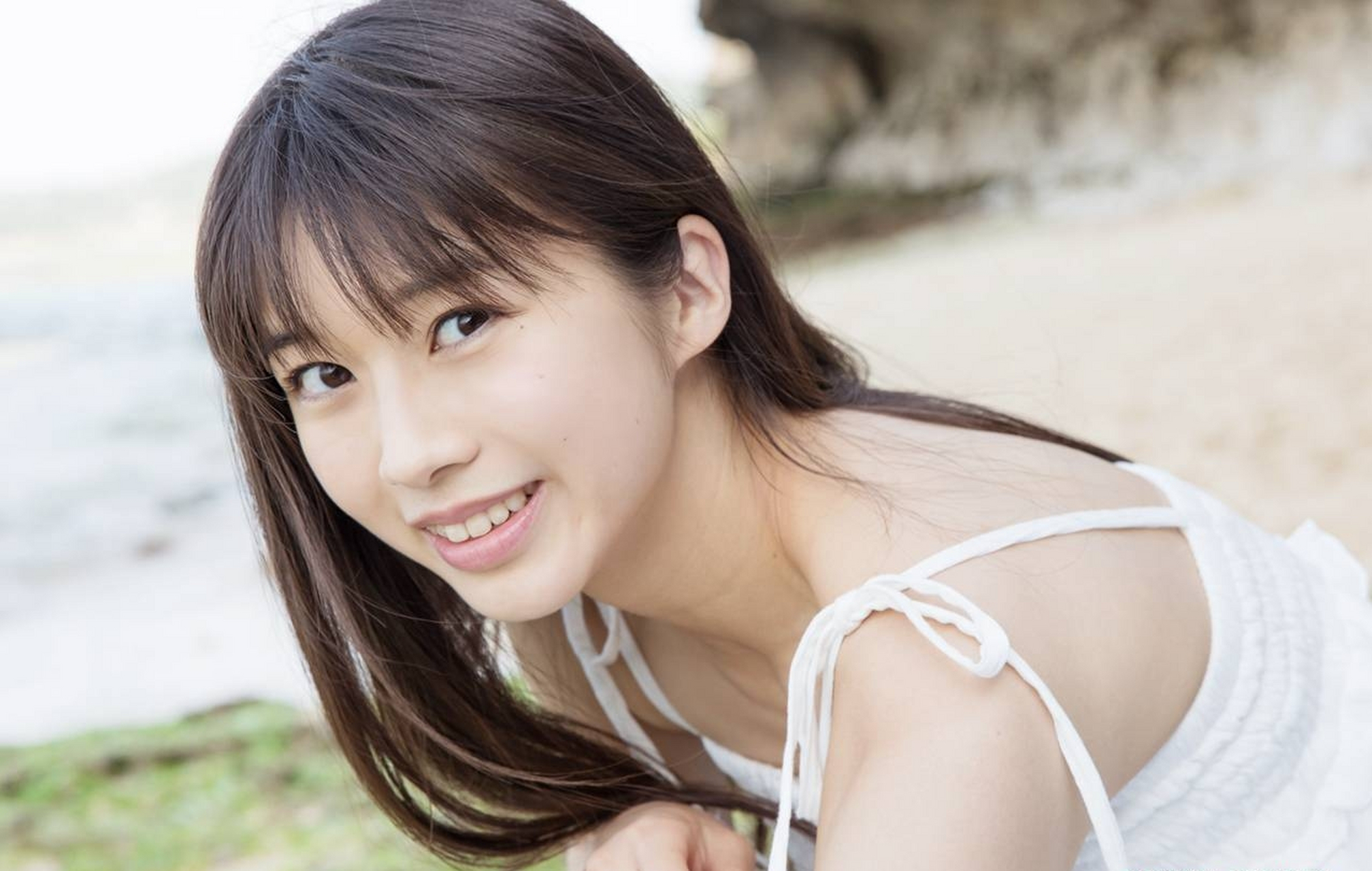 牧野真莉爱,2001年2月2日出生于日本爱知县,日本女歌手,同时也是日本