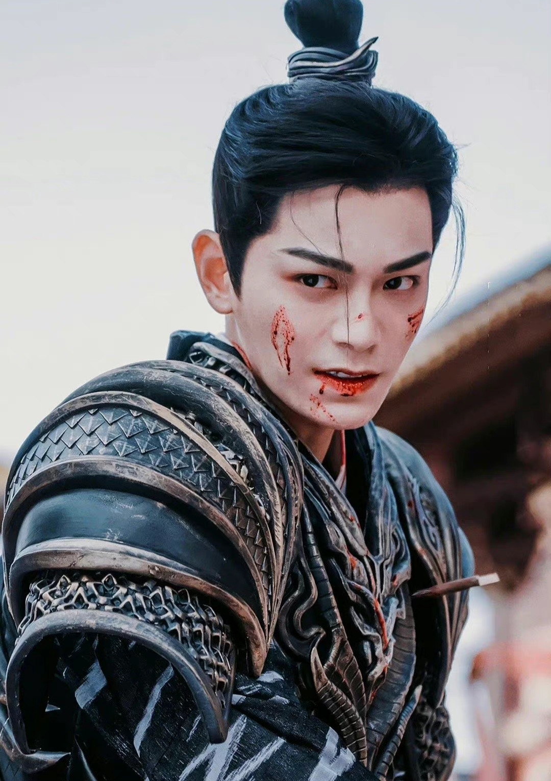 丁禹兮,非典型古装美男,"造型抛脸"