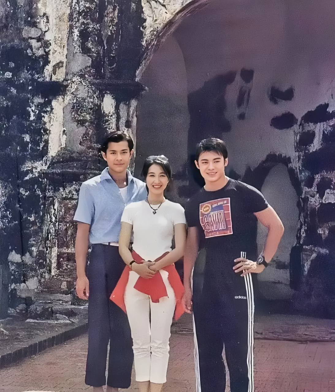 古天乐和樊少皇中间哪个女的叫什么?#我要上热门# #娱乐