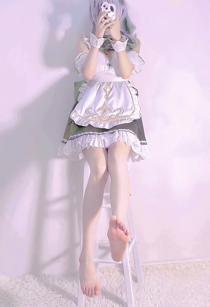 该和女友聊些什么好呢? #美女# #壁纸##jk制服