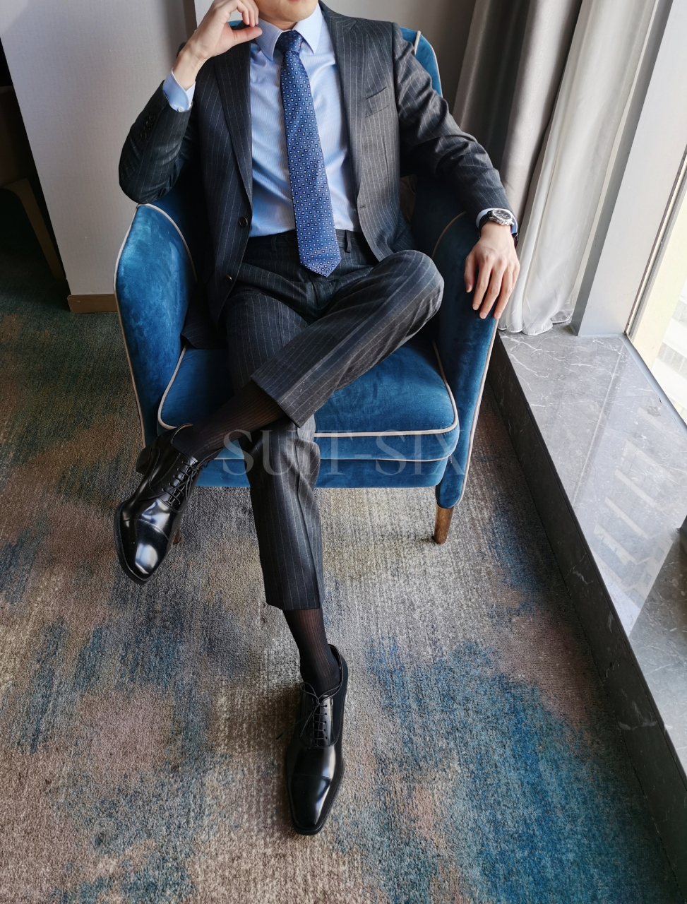 商务男出差酒店自拍#时尚穿搭