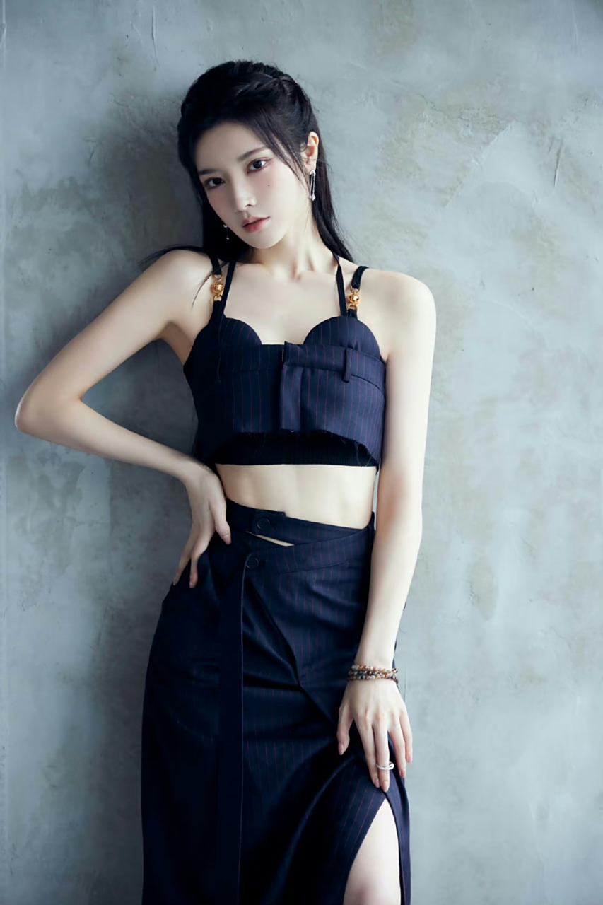 戴燕妮美照,颜值真的是太美丽动人了!#养眼美女