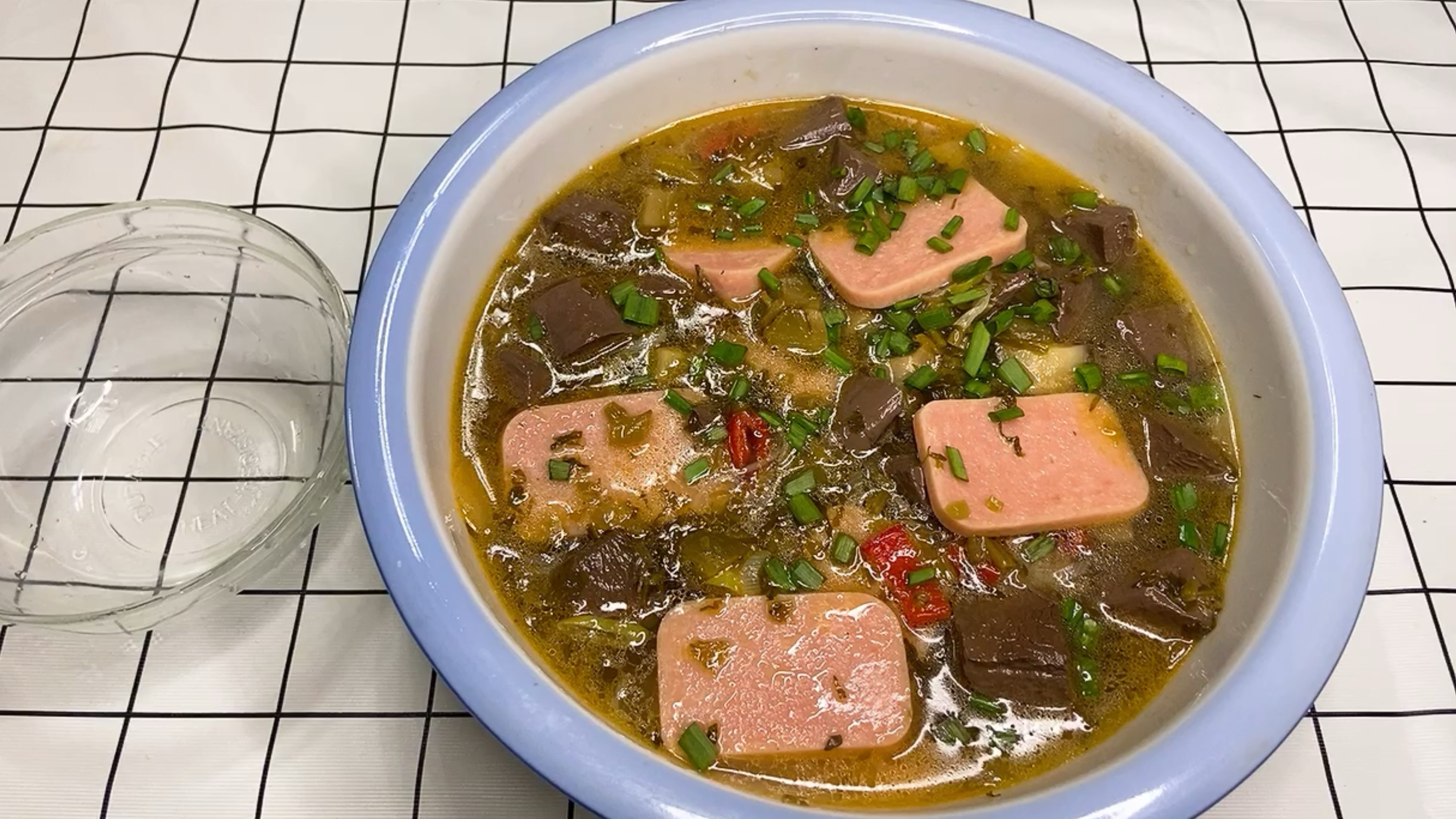 最佳养血清肺食疗汤,做法简单,食材亲民的鸭血粉丝