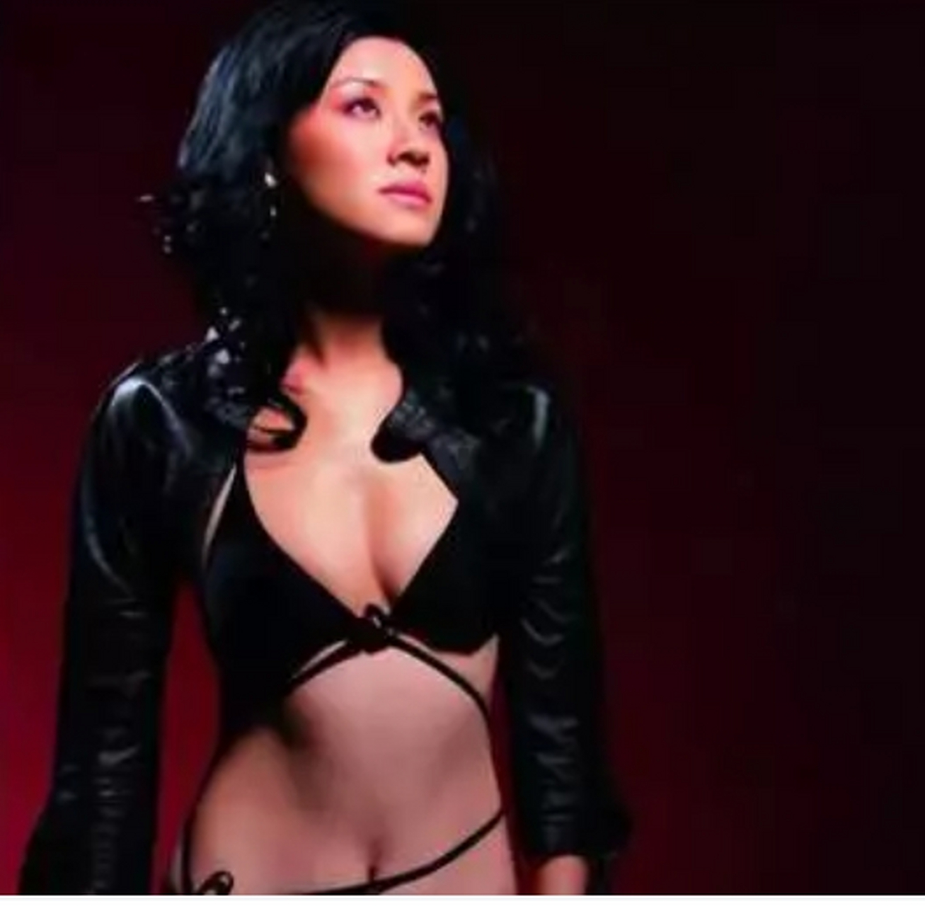 《男人装》上的这个刘琳味道有点不同了,你们说美不美?#明星娱情速报