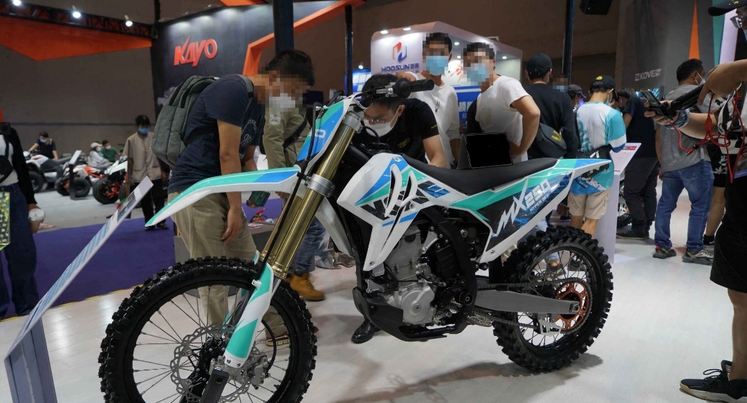 凯越mx250越野车,适合跑林道的一款入门级摩托