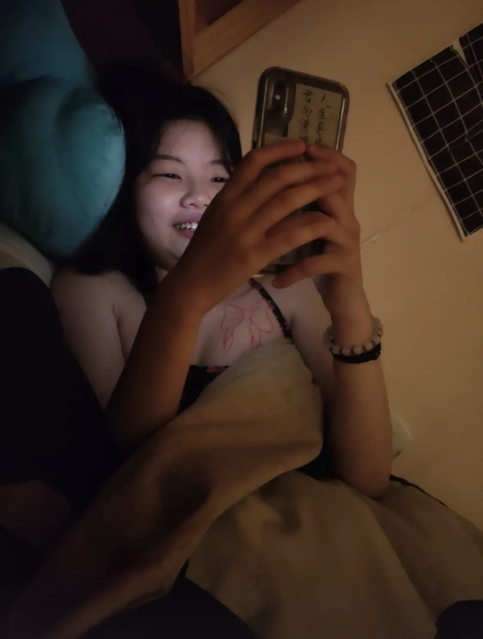网友:女朋友天天在家好吃懒做,朋友们有什么办法治一治她么?