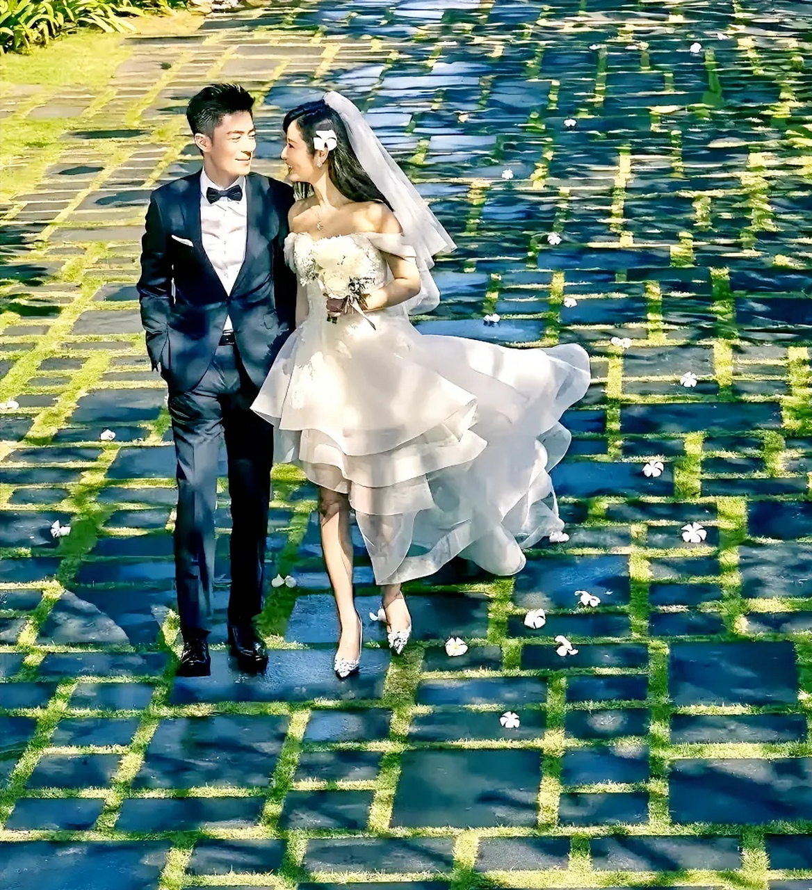 林心如的婚纱照至今还没有被几个明星超越!