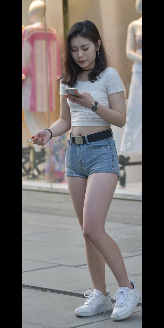 牛仔热裤性感美女