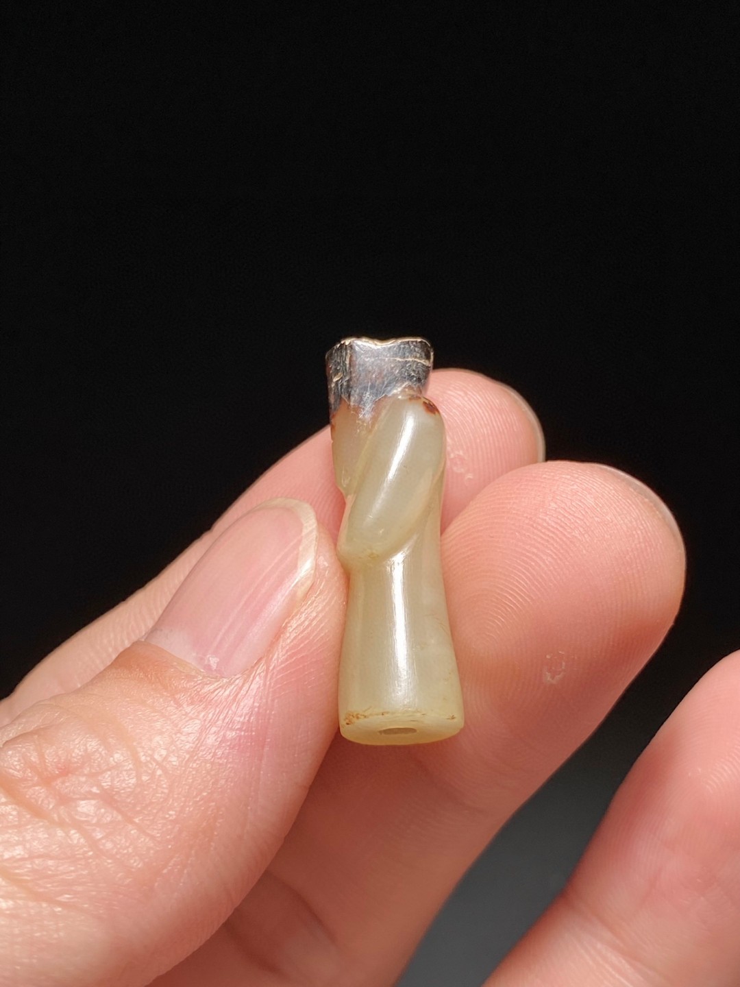 明 和田玉籽料沁色 玉翁仲 挂件