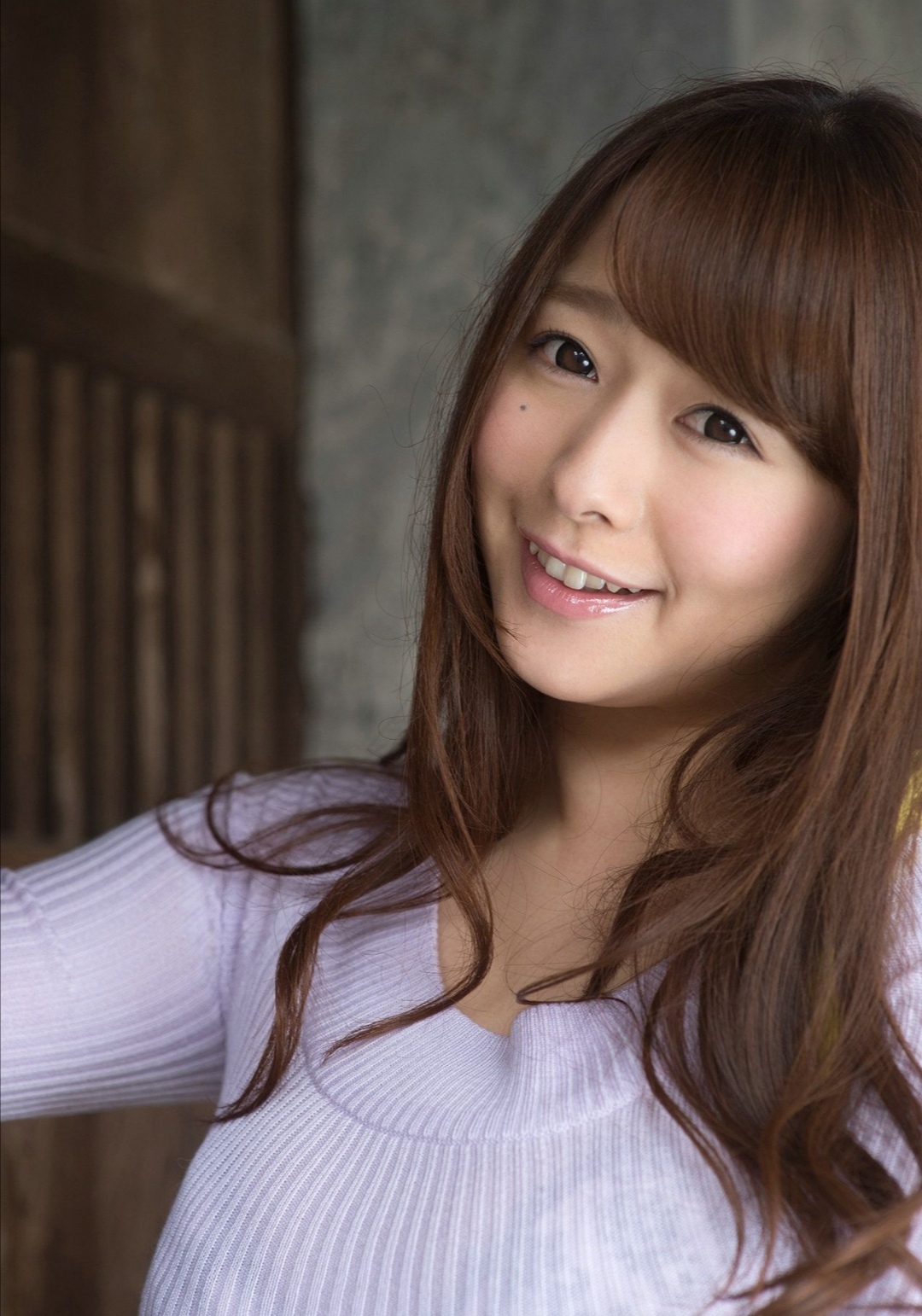 白石茉莉奈低调写真集锦,仔细辨认,还是一人间胸器