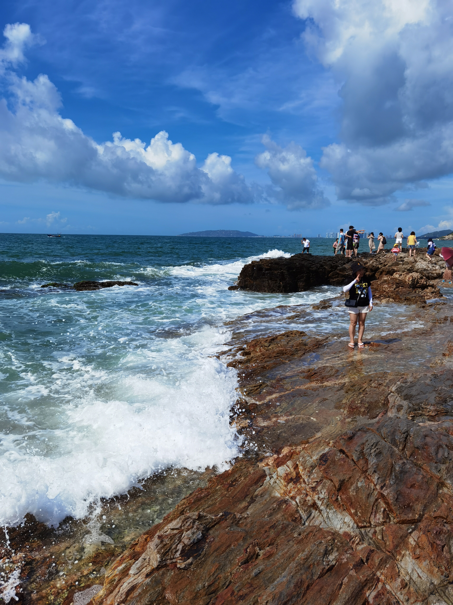 惠东县盐洲岛彩石滩掠影