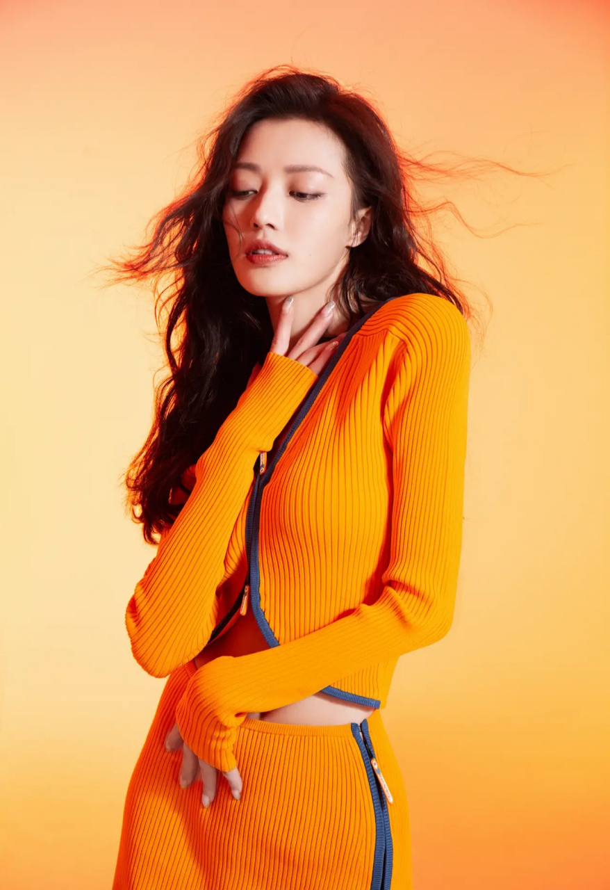 王秀竹在社交平台分享了一组照片.