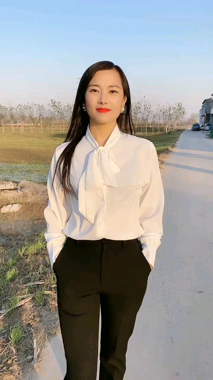 好漂亮的小媳妇儿,一脸旺夫相