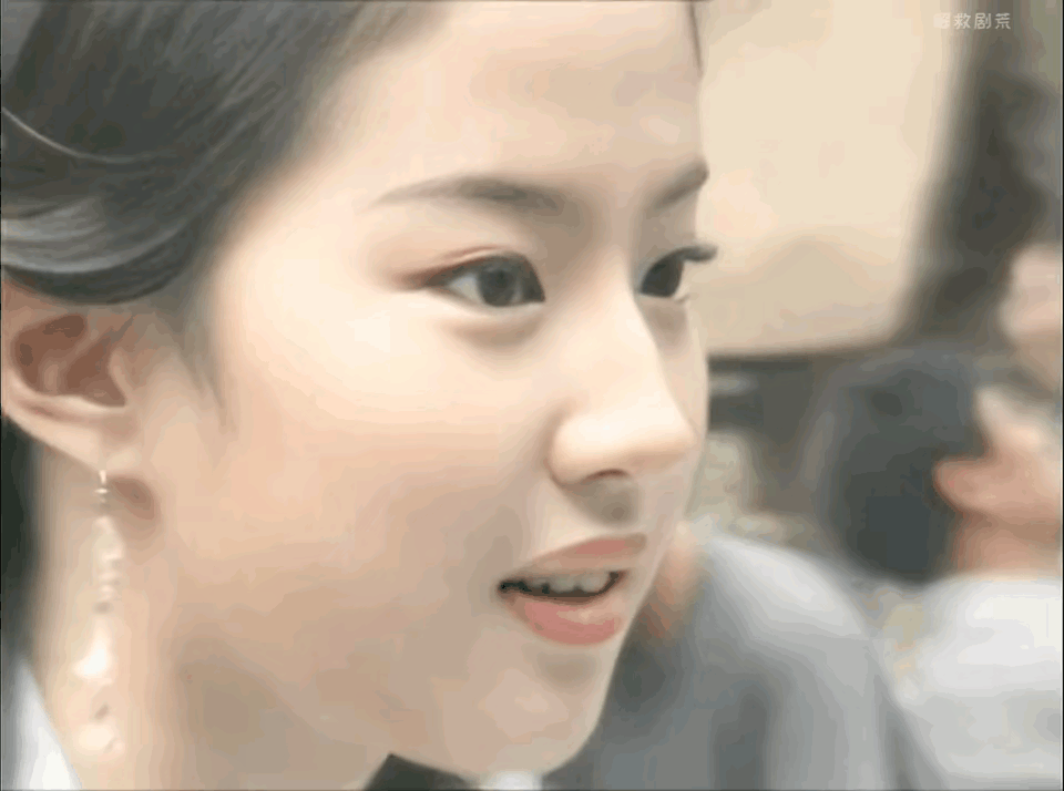 刘亦菲包子脸时期是她颜值巅峰期