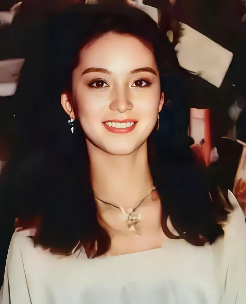 有一种美貌叫林青霞,她年轻时候的颜值是真的高,这才是百年难遇的美女