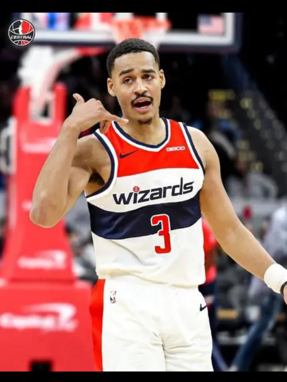 4亿的大合同  2,同时帮库兹马场均25 10,进全明