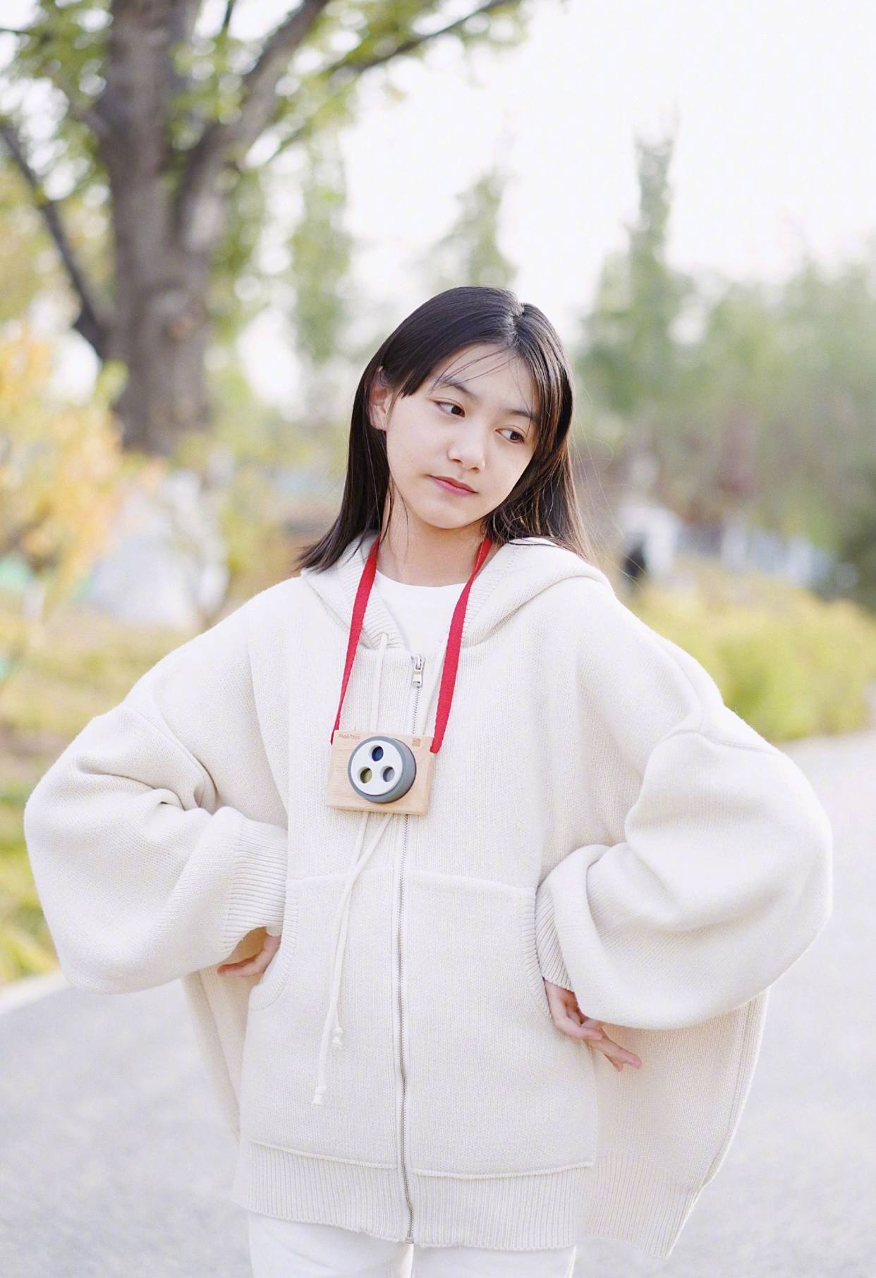 "美少女"张籽沐:甜美可爱,青春靓丽