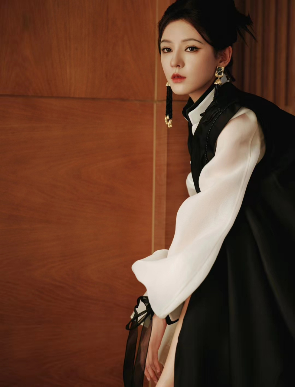 盖娅传说2024ss #张予曦