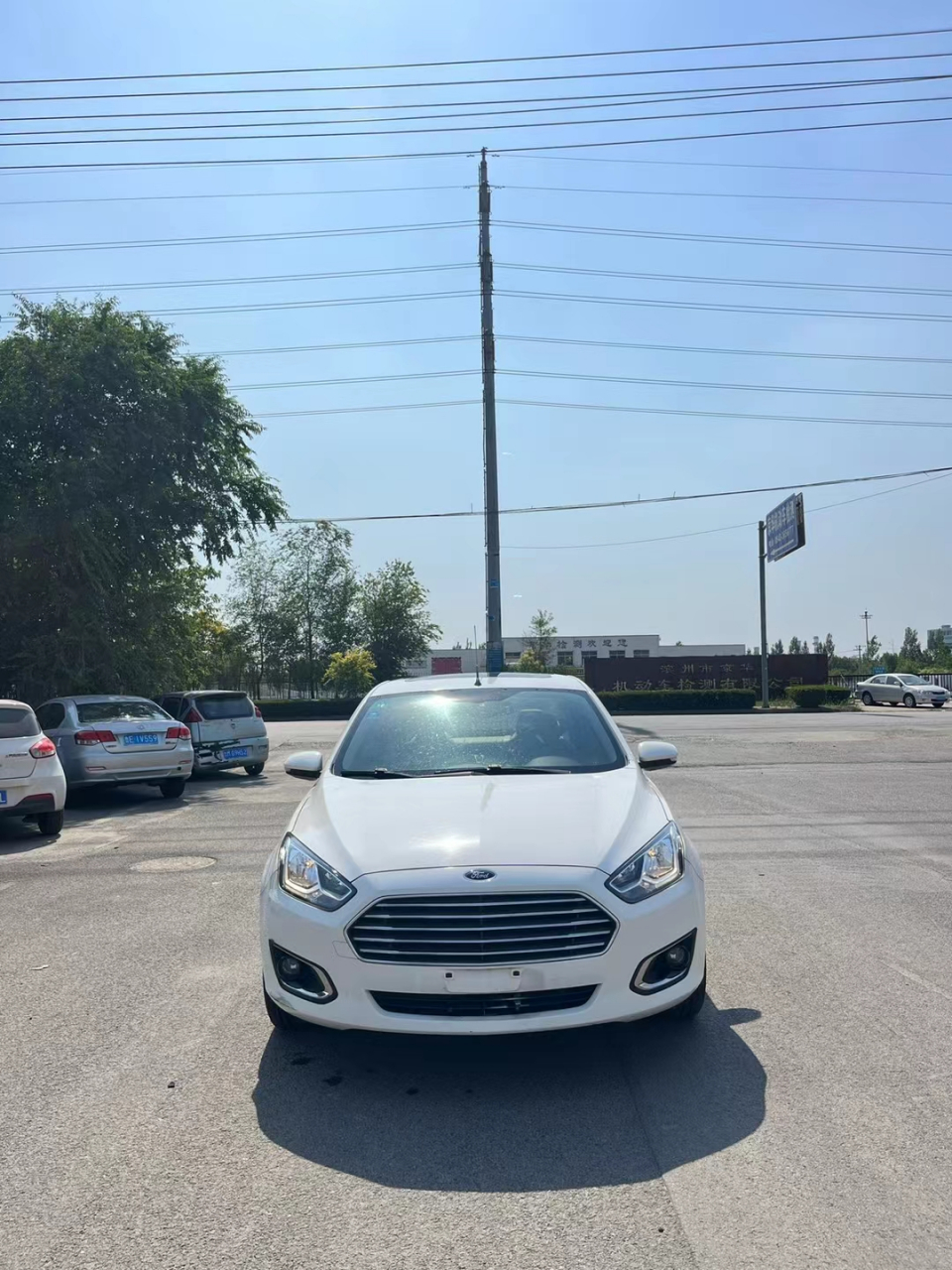 15年福特福睿斯,个人一手车,审保24年3月.1.