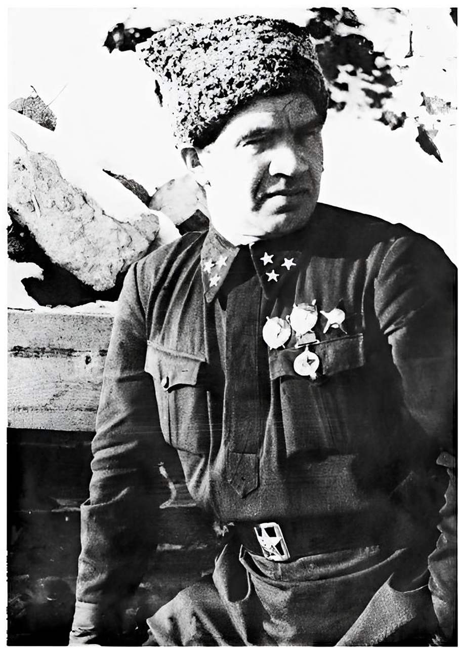 瓦西里·崔可夫将军,在斯大林格勒保卫战中是第六十二军的一名强硬派