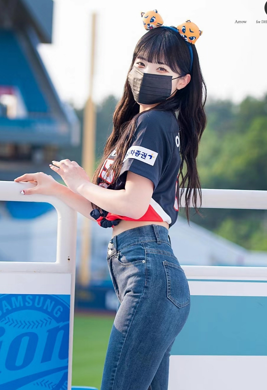 韩国的足球宝贝,难怪人家足球踢这么好!