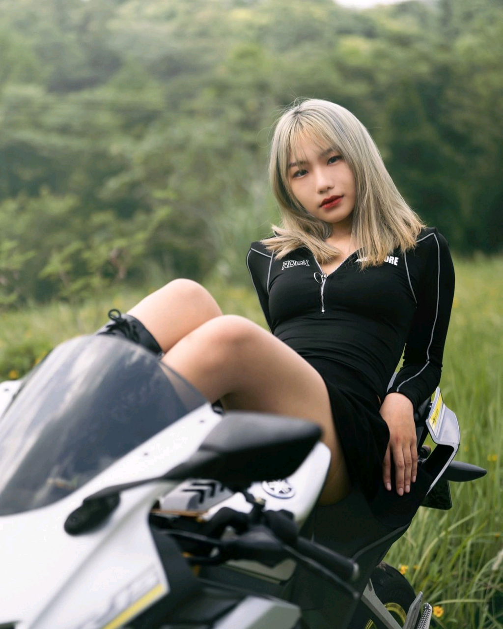 机车小姐姐#摩托车