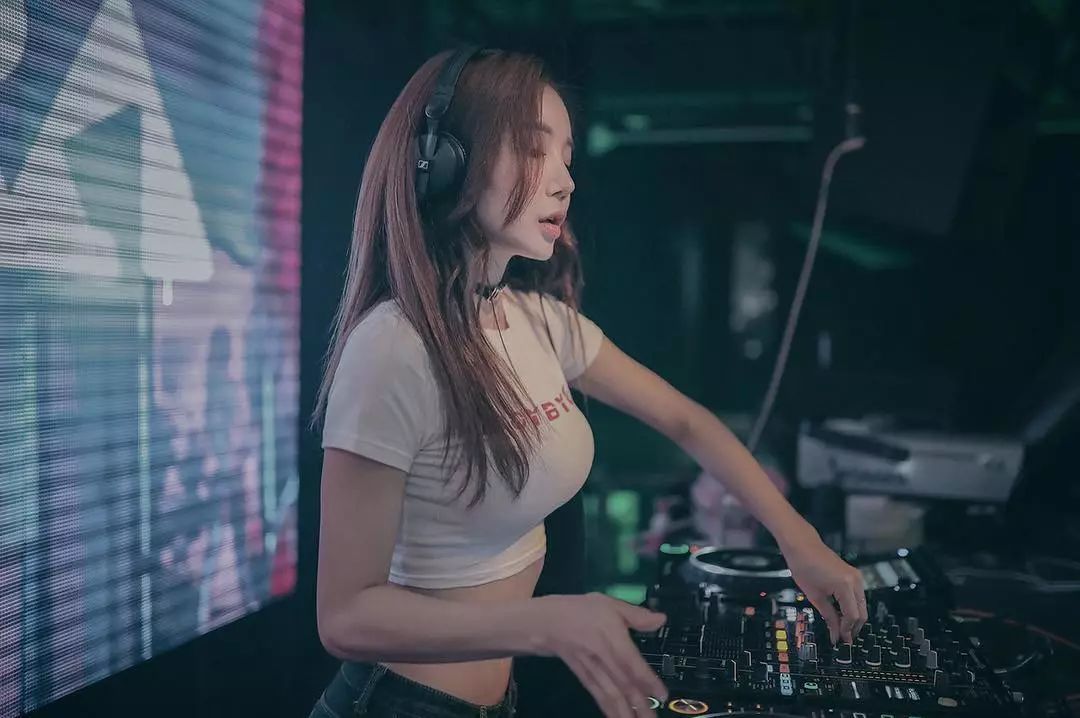 盘点韩国五大美女dj,各种风格一应俱全!