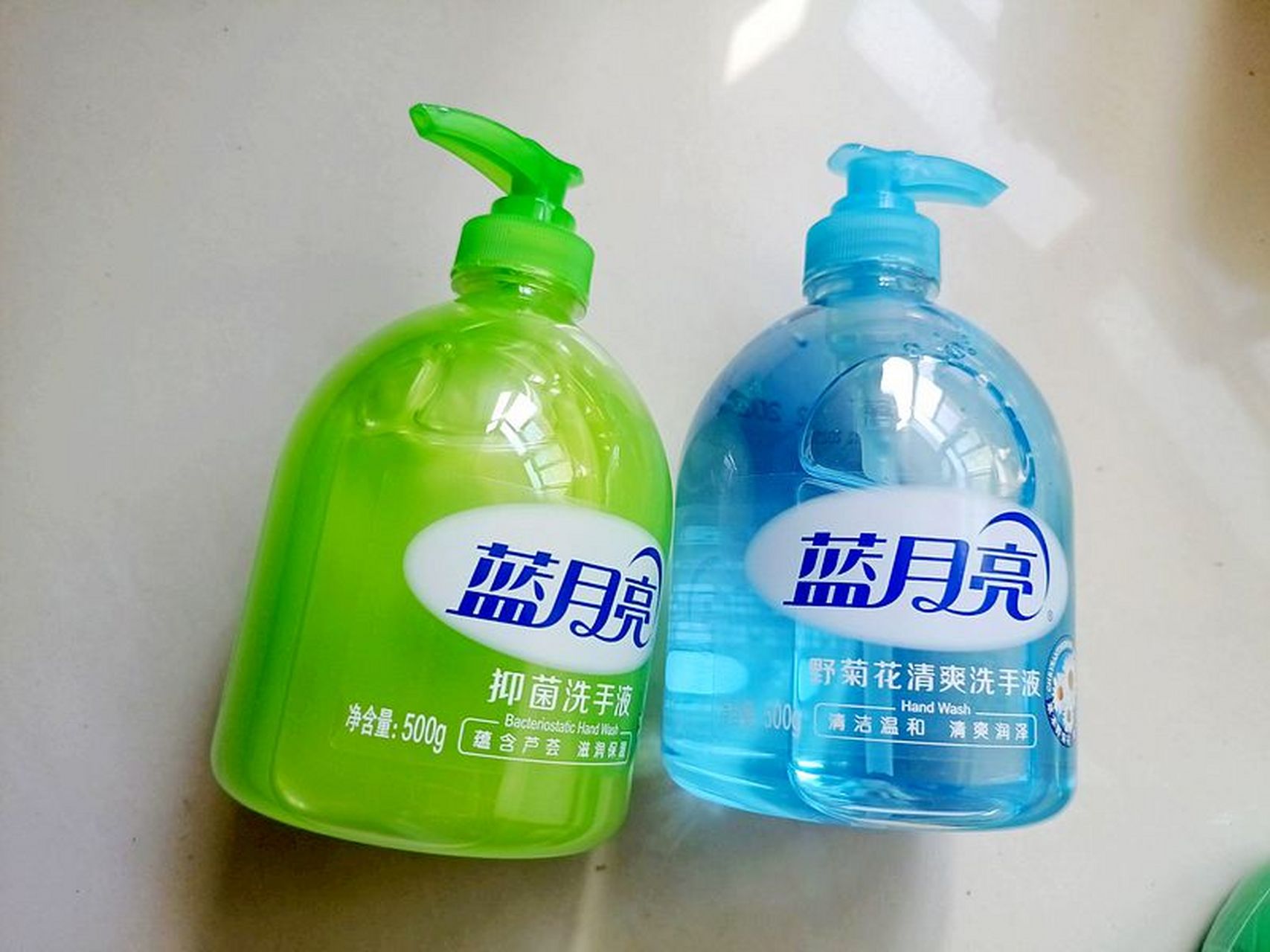 蓝月亮洗手液.