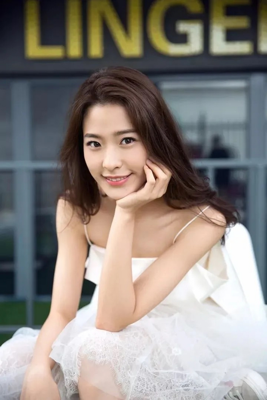 王瑄,1995年4月21日出生于河南省,中国内地影视女演员,毕业于上海戏剧