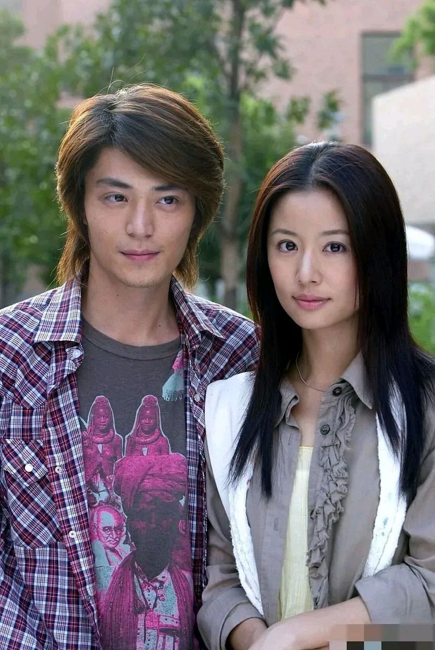 林心如真是生了个小霍建华,闺女简直就是小霍的复制粘贴版.