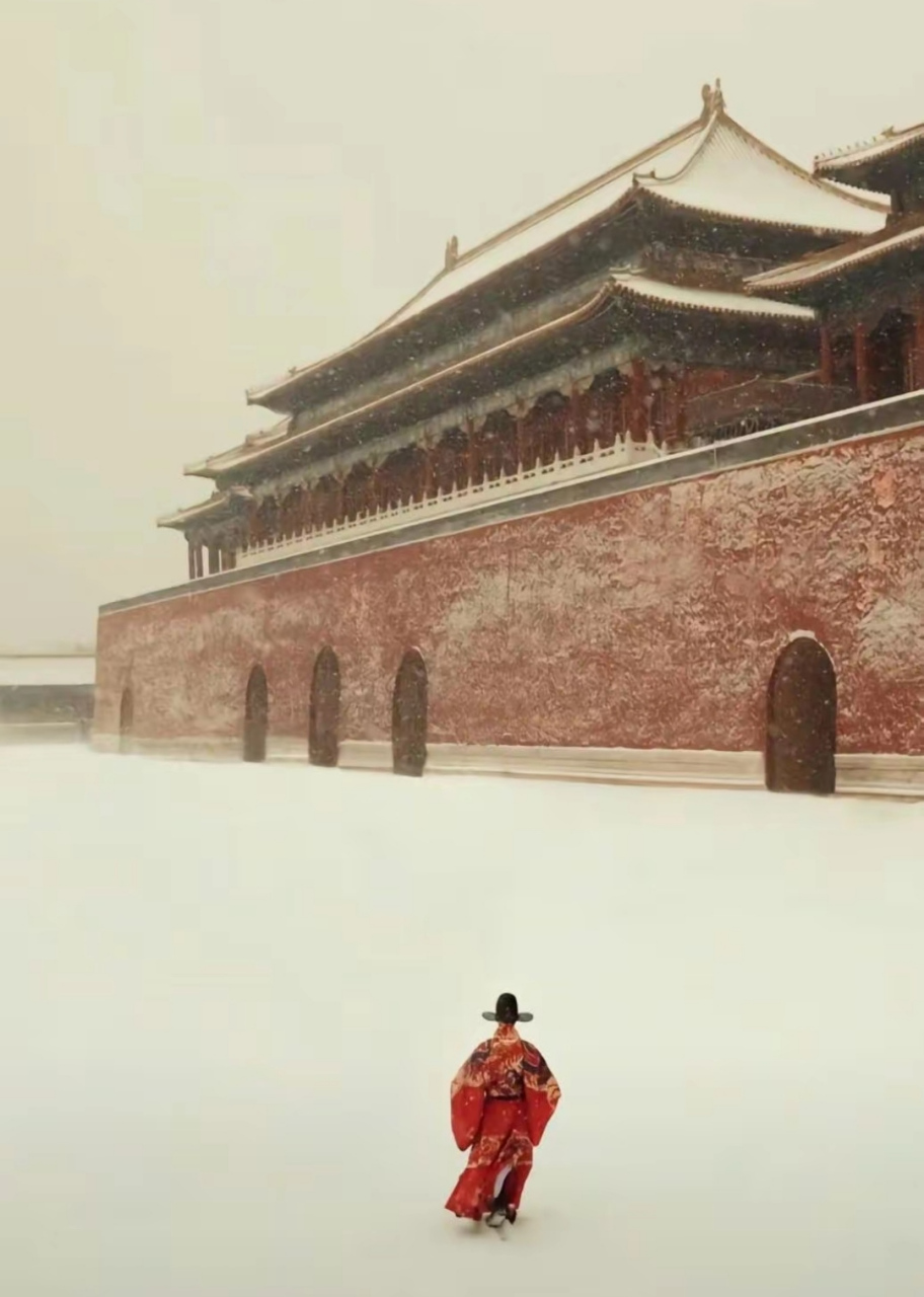 张居正是万历皇帝早年的首辅大臣,锐意改革,推行了一条鞭法,硬生山