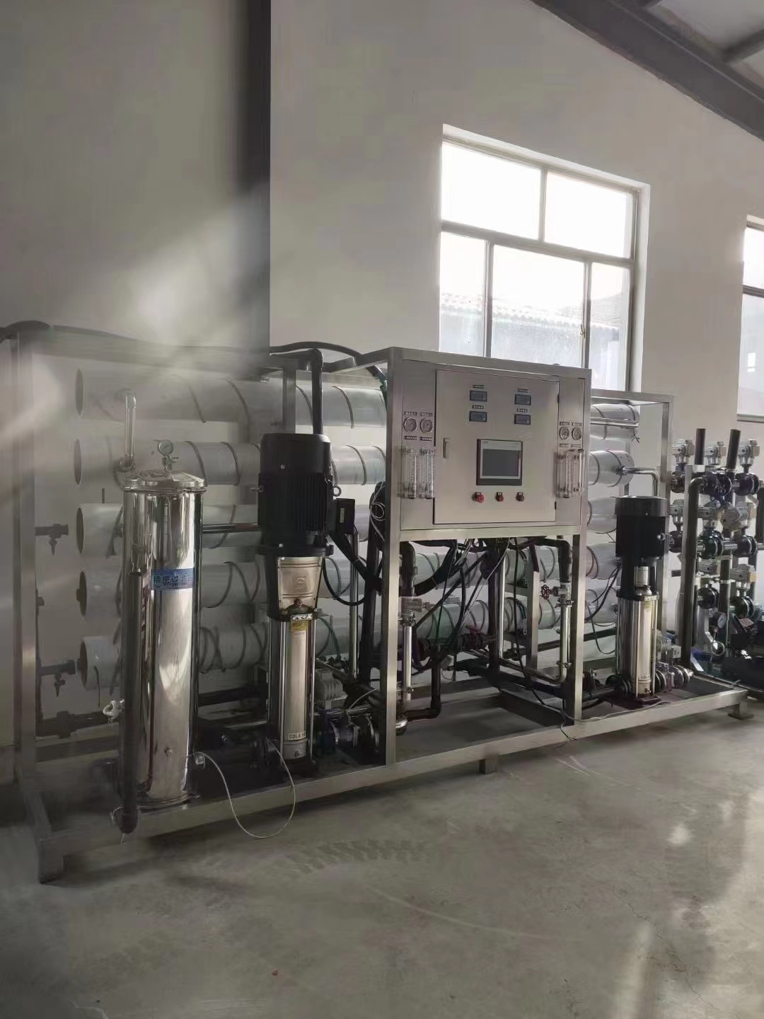 专业回收二手大型商用净水器反渗透工业净水设备水处理