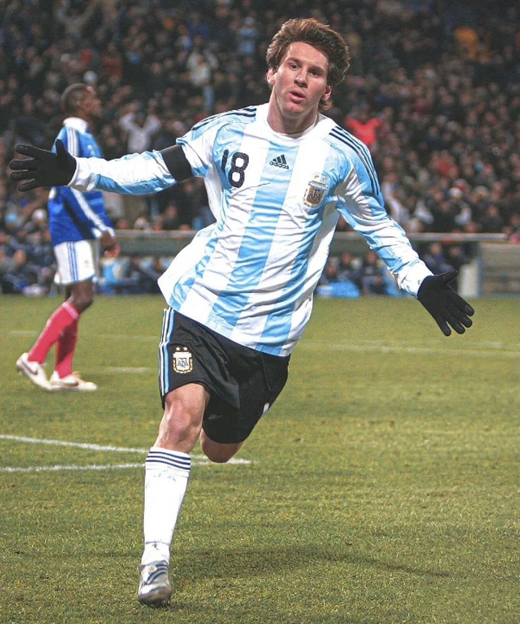 梅西穿18号球衣的时候