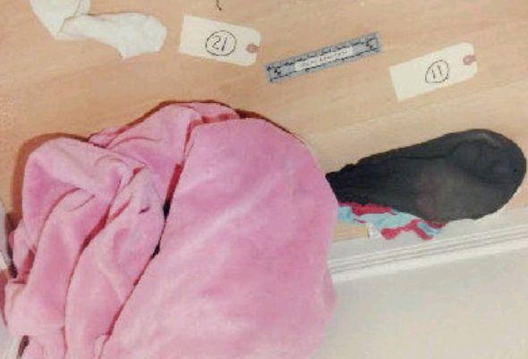 中国女留学生柳乾,在加拿大深造一年后,却被发现死在寝室