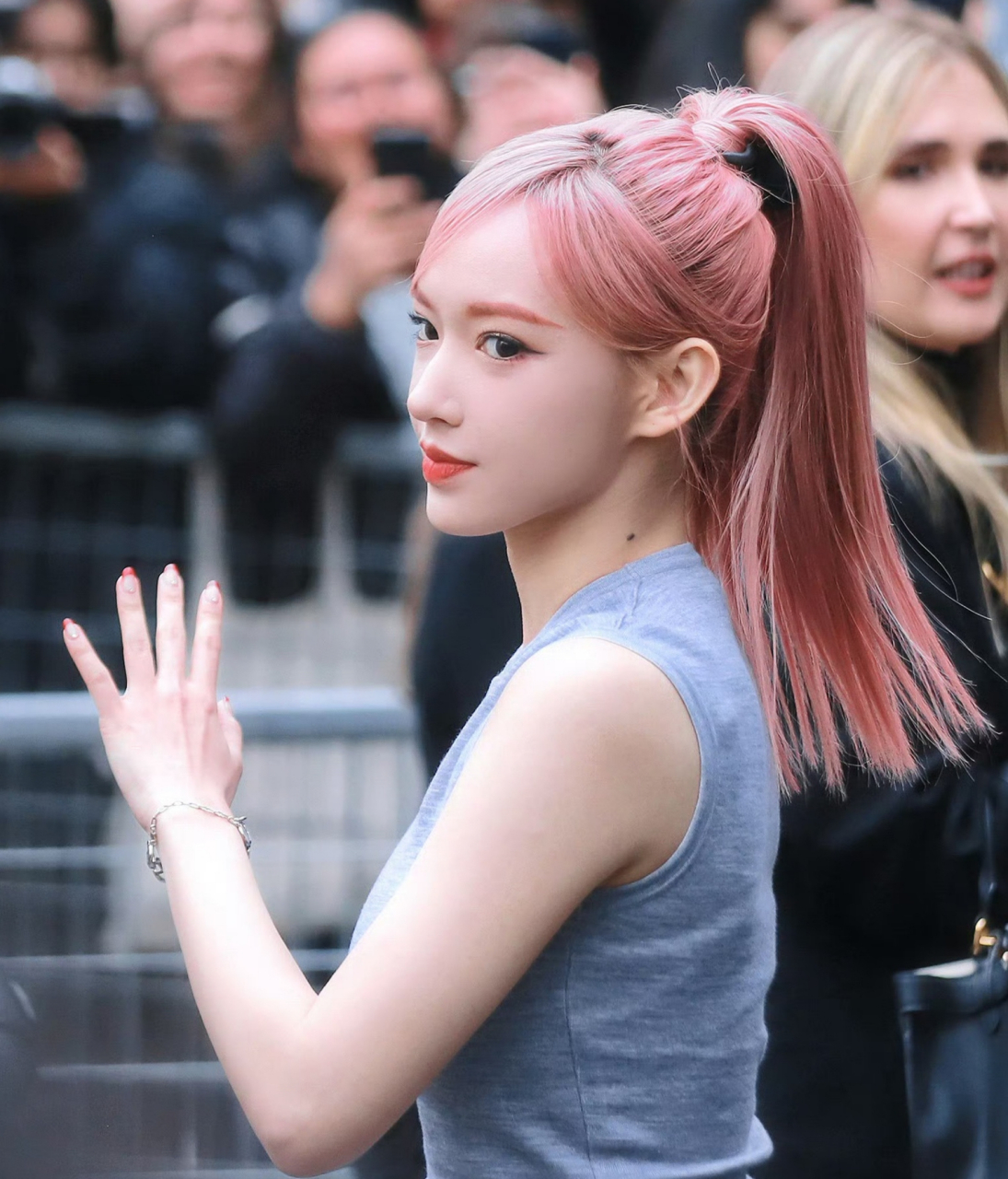 程潇扎高马尾真好看,又美又飒,很是迷人!