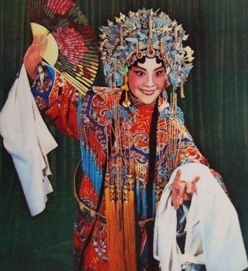 忆京剧大师程砚秋的八位私淑弟子,其中新艳秋和李世济影响最大