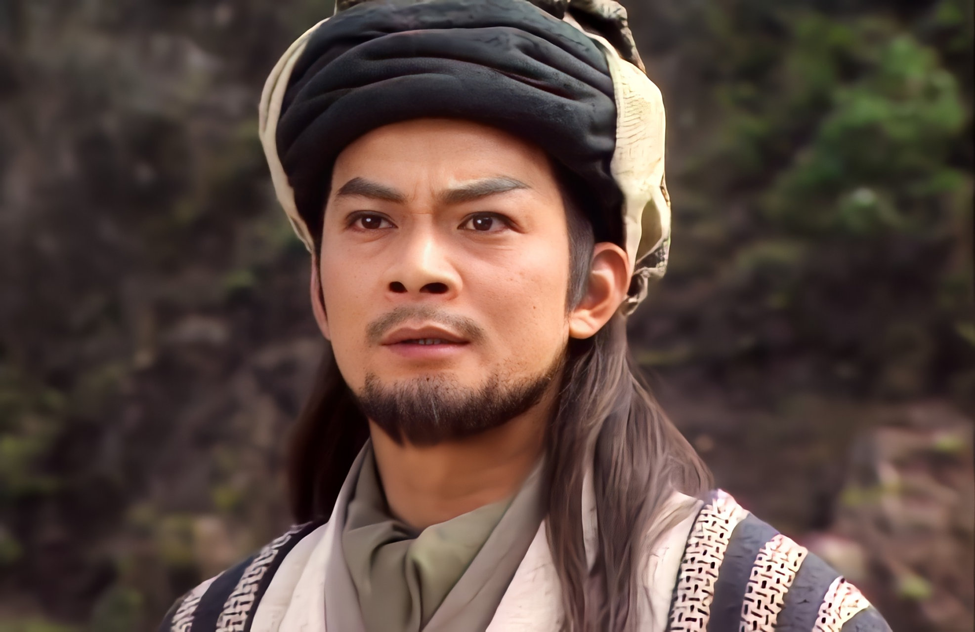 笔者认为是乔峰.