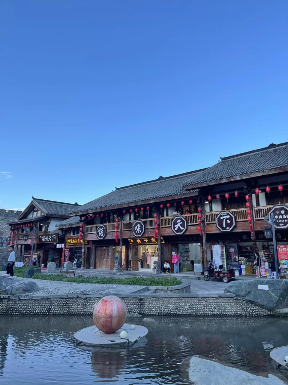 今晚在海拔3000米的松潘古城休息,集聚力量,明天继续出发黄龙九寨沟!