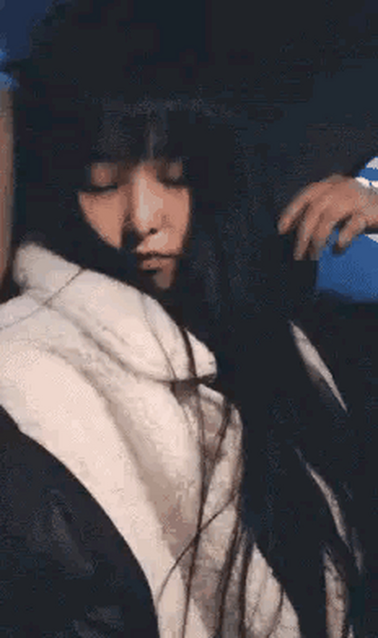 新同学超有梗#  我的女神在睡觉,小声点不要吵醒她