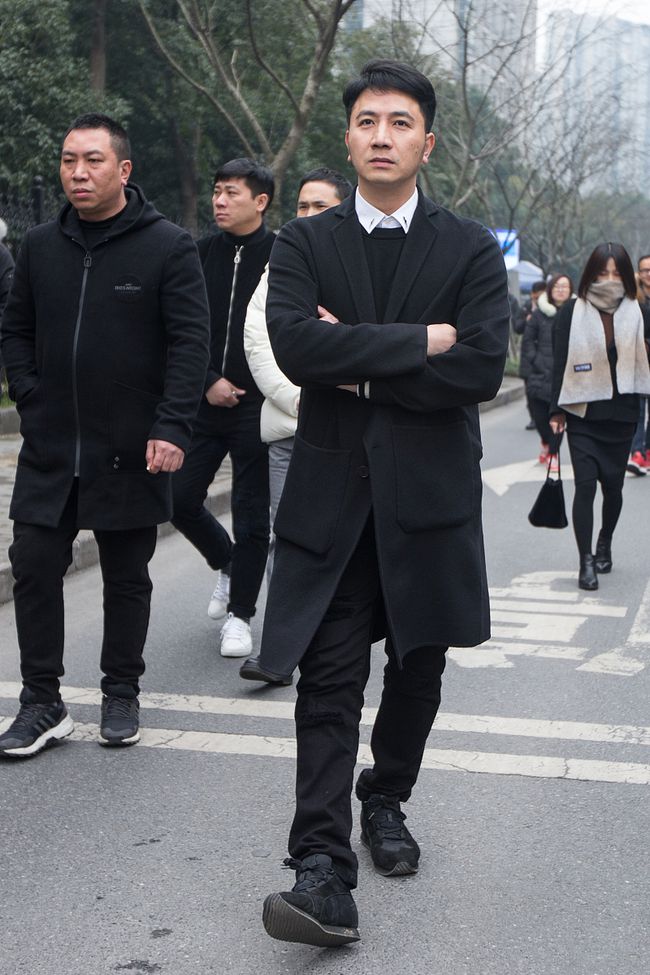 林生斌捐的水井被打开,里面有个红色的锤子,保姆的律师首发声