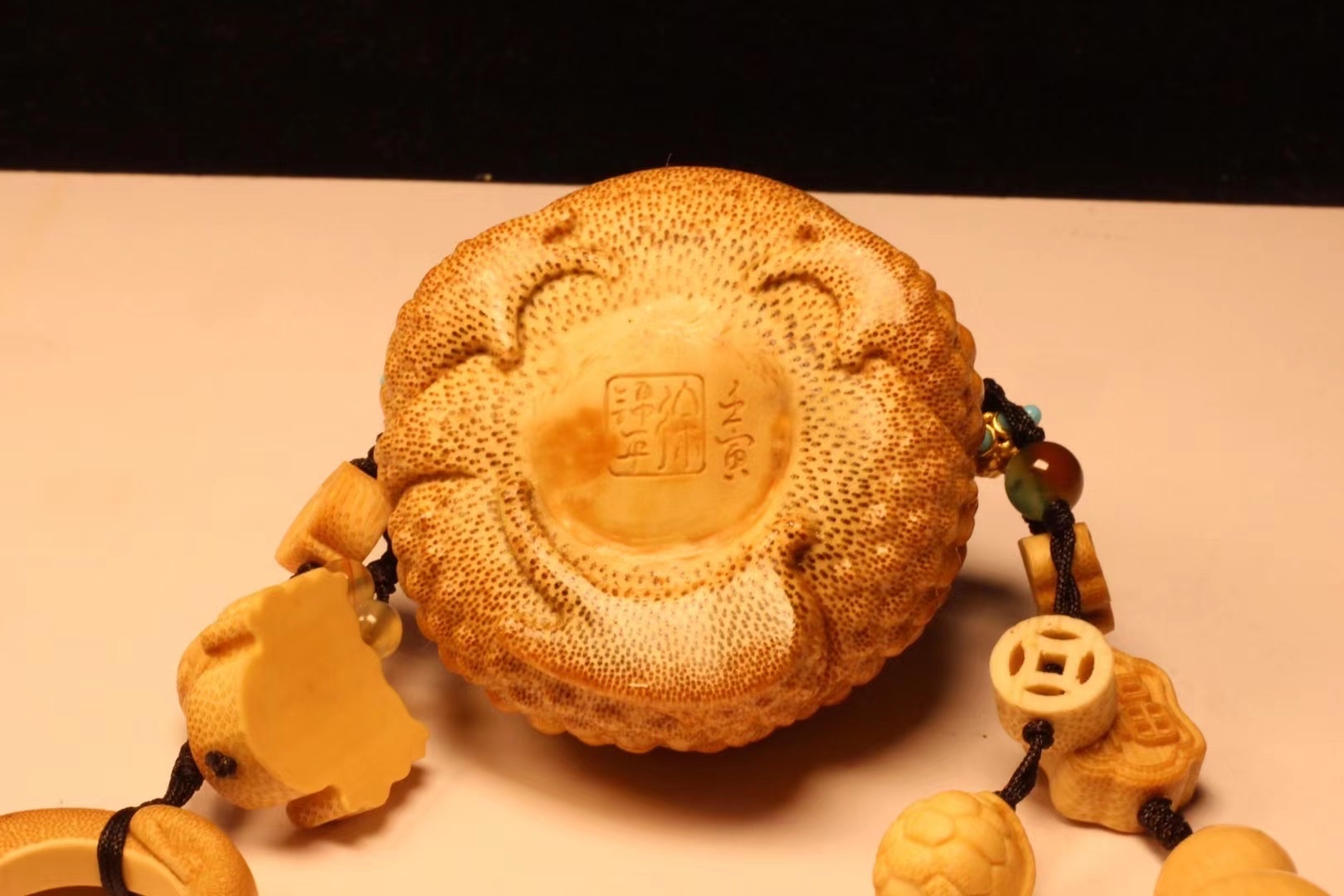 竹根雕四大名蟾之一徐锦平作品