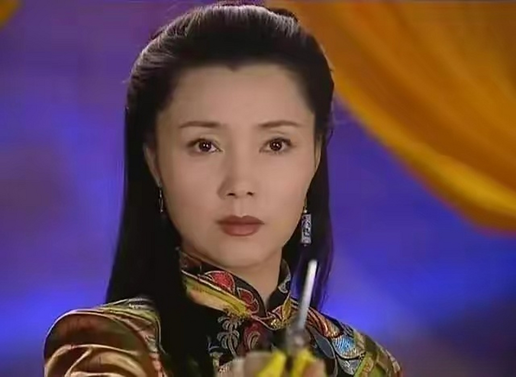 解析《还珠格格》:为什么第三部中的皇后和从前判若两人?